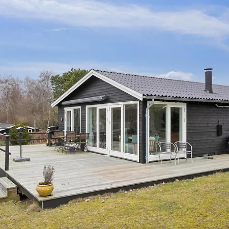 Mooi Direct Ved Vellerup Vig Vakantiehuis *